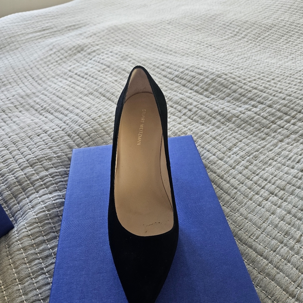 Shoe - Picture 4 of 6